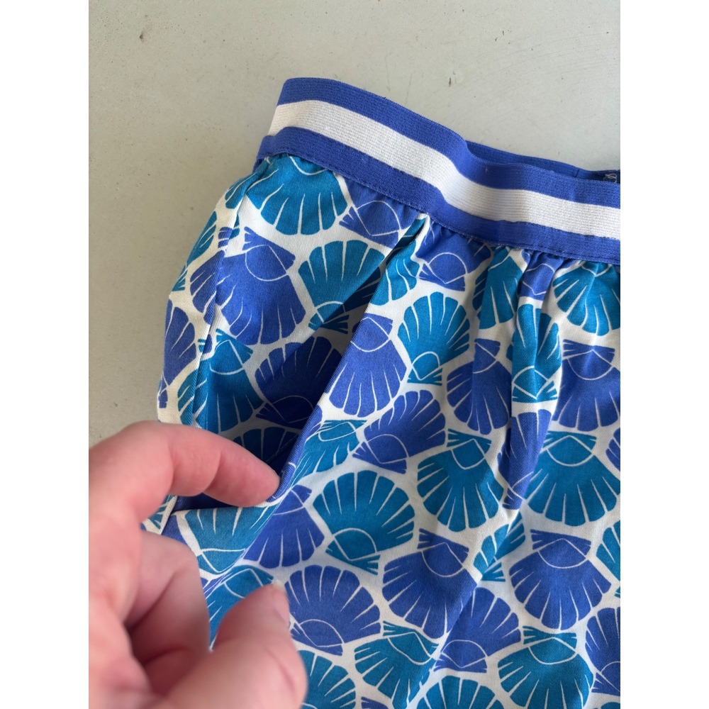 Mini Boden Girls Blue Seashell Print Shorts Elastic Waist Cuffed Size 11Y - Picture 2 of 6